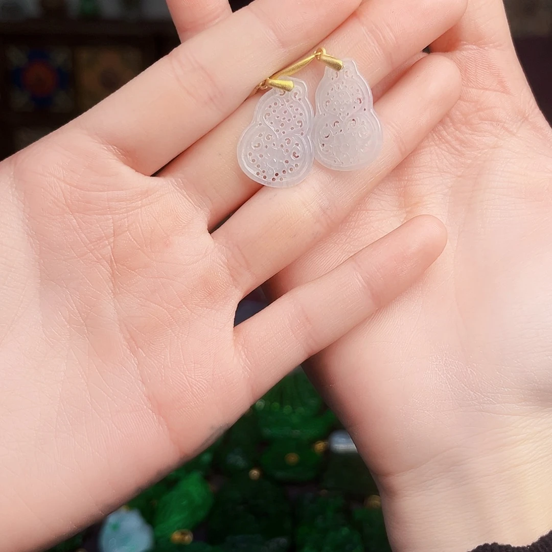 颈饰银S925镶嵌翡翠多样性