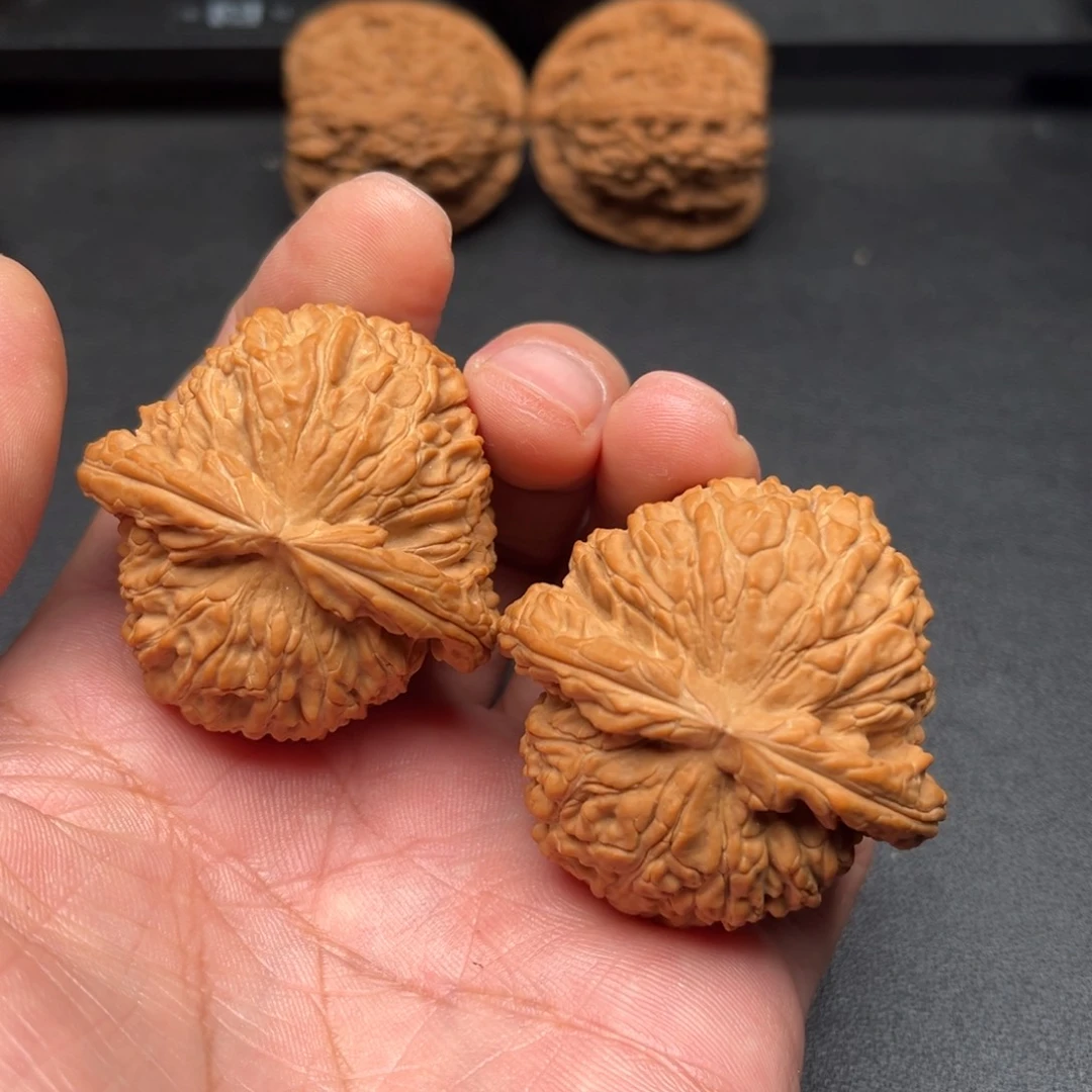 吊坠文玩核桃球白