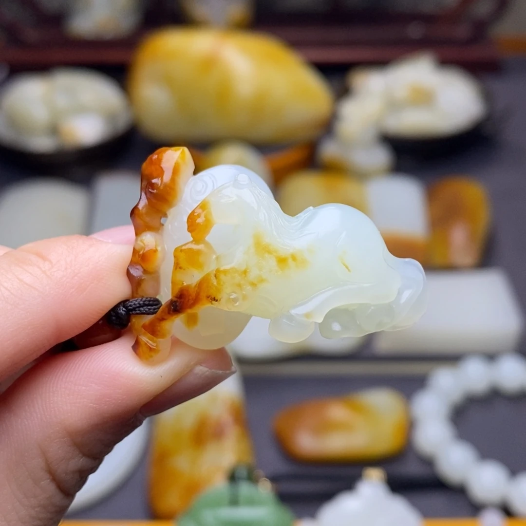 未镶嵌和田玉挂件