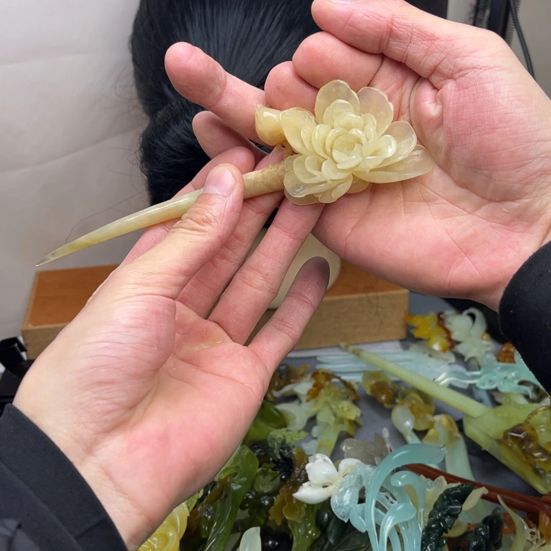 m***a蛇纹石玉合金发饰