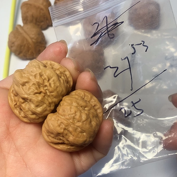 文玩核桃吊坠边37左右