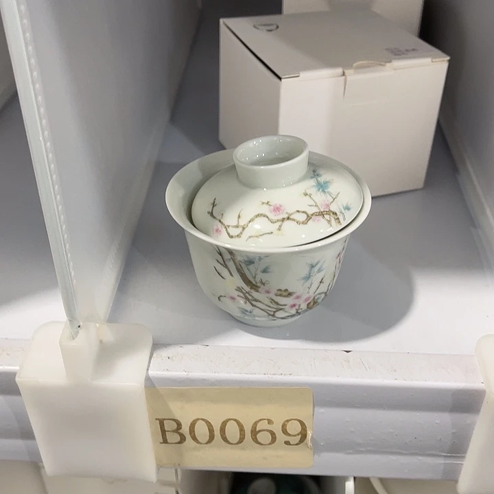 福利待遇多多哦哦哦