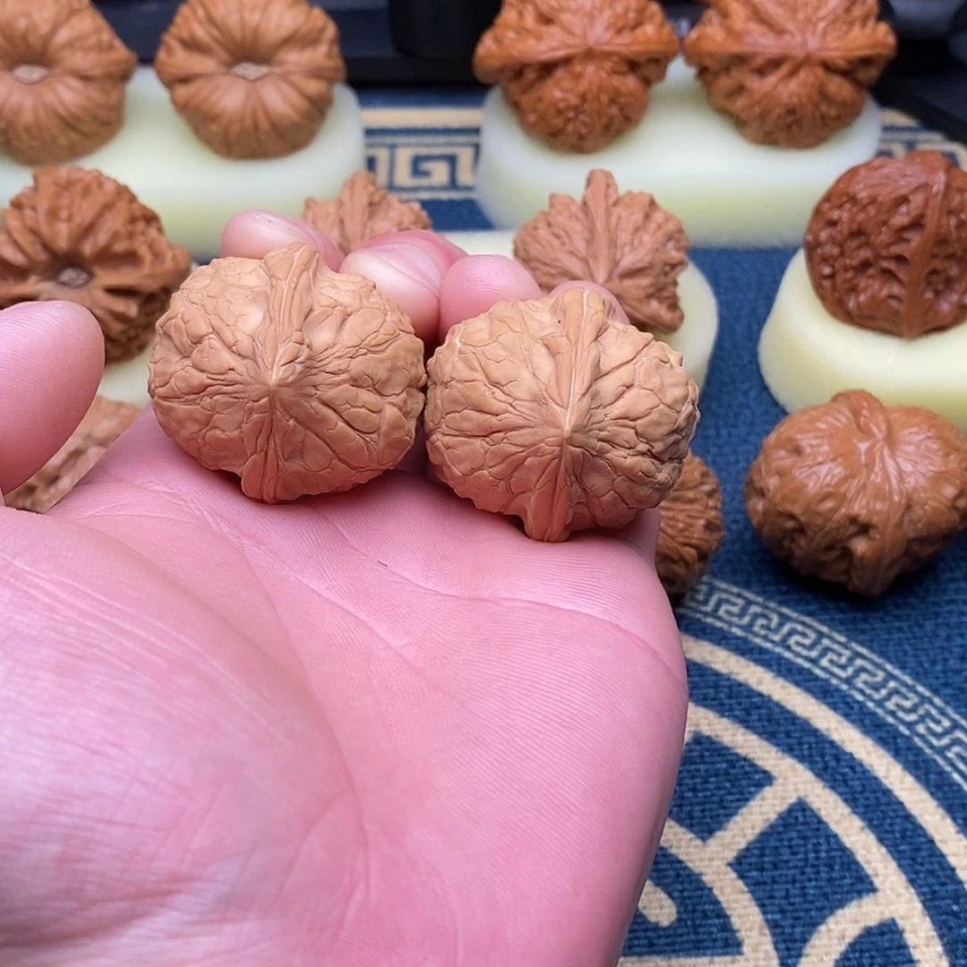 文玩核桃吊坠龟甲文35尺