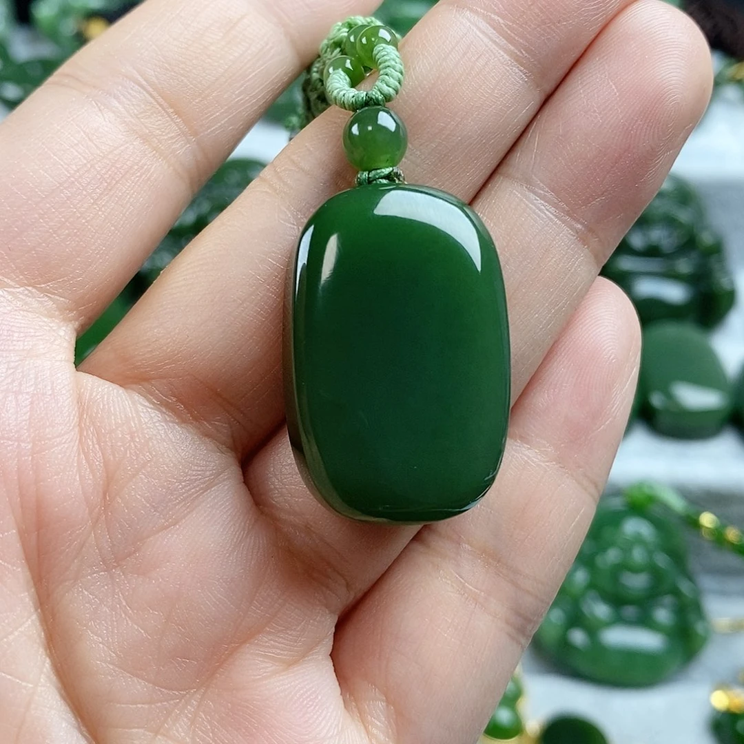 和田玉（碧玉）未镶嵌颈饰30mm