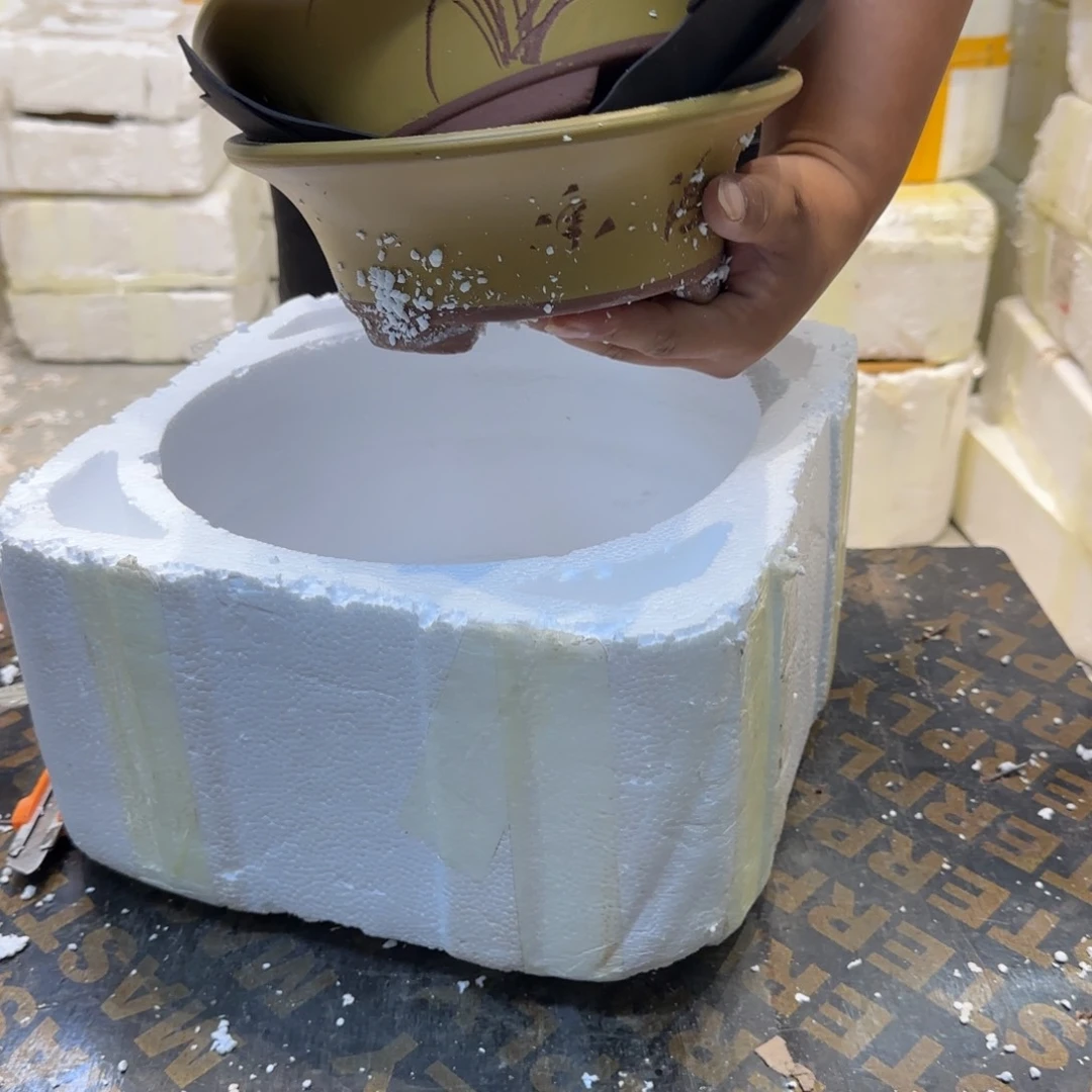 紫砂花盆瑕疵和瑕疵