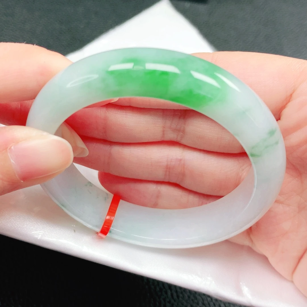 翡翠未镶嵌手镯55圈