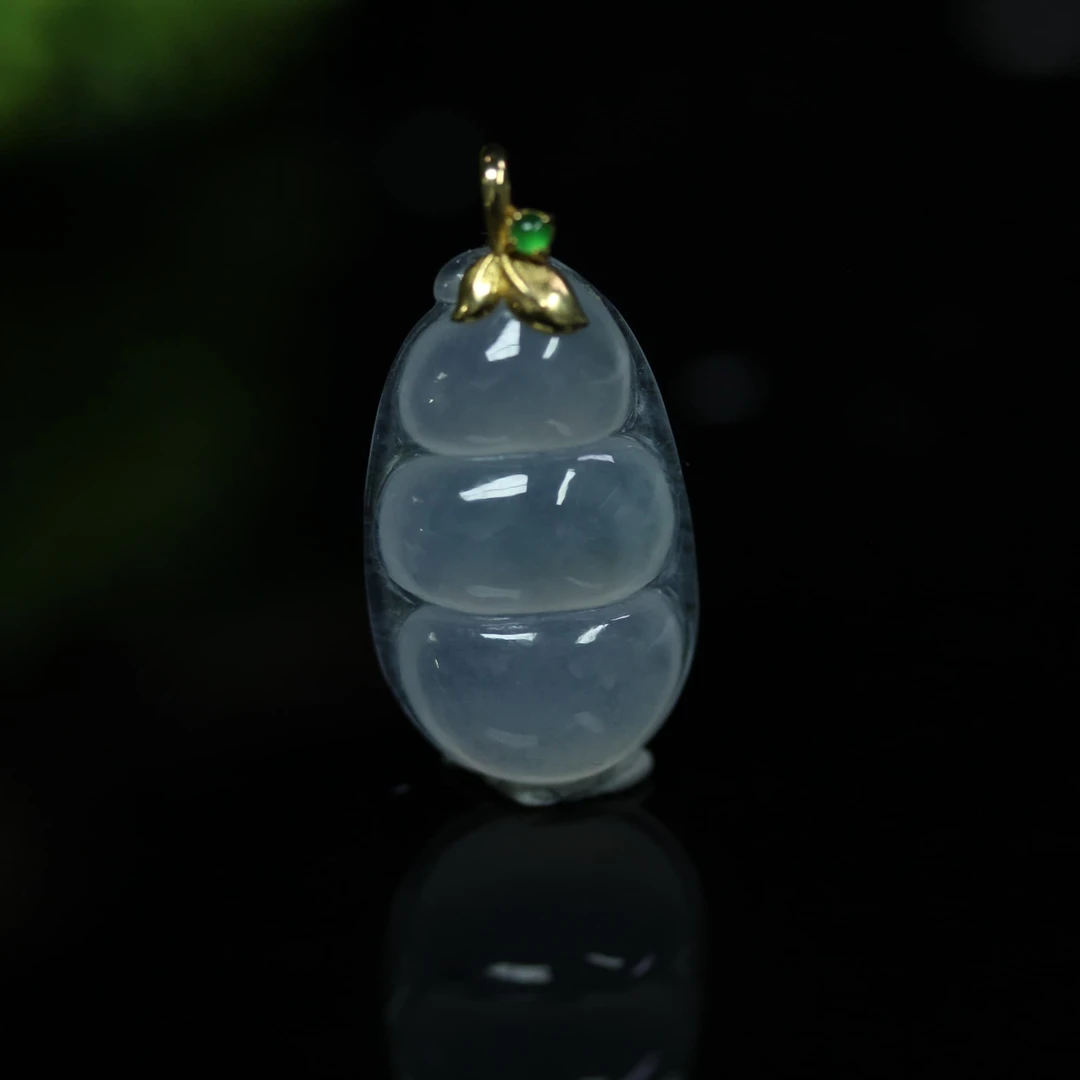 天然缅甸翡翠A货18K金镶福豆吉祥福豆吊坠/1230921/拍卖