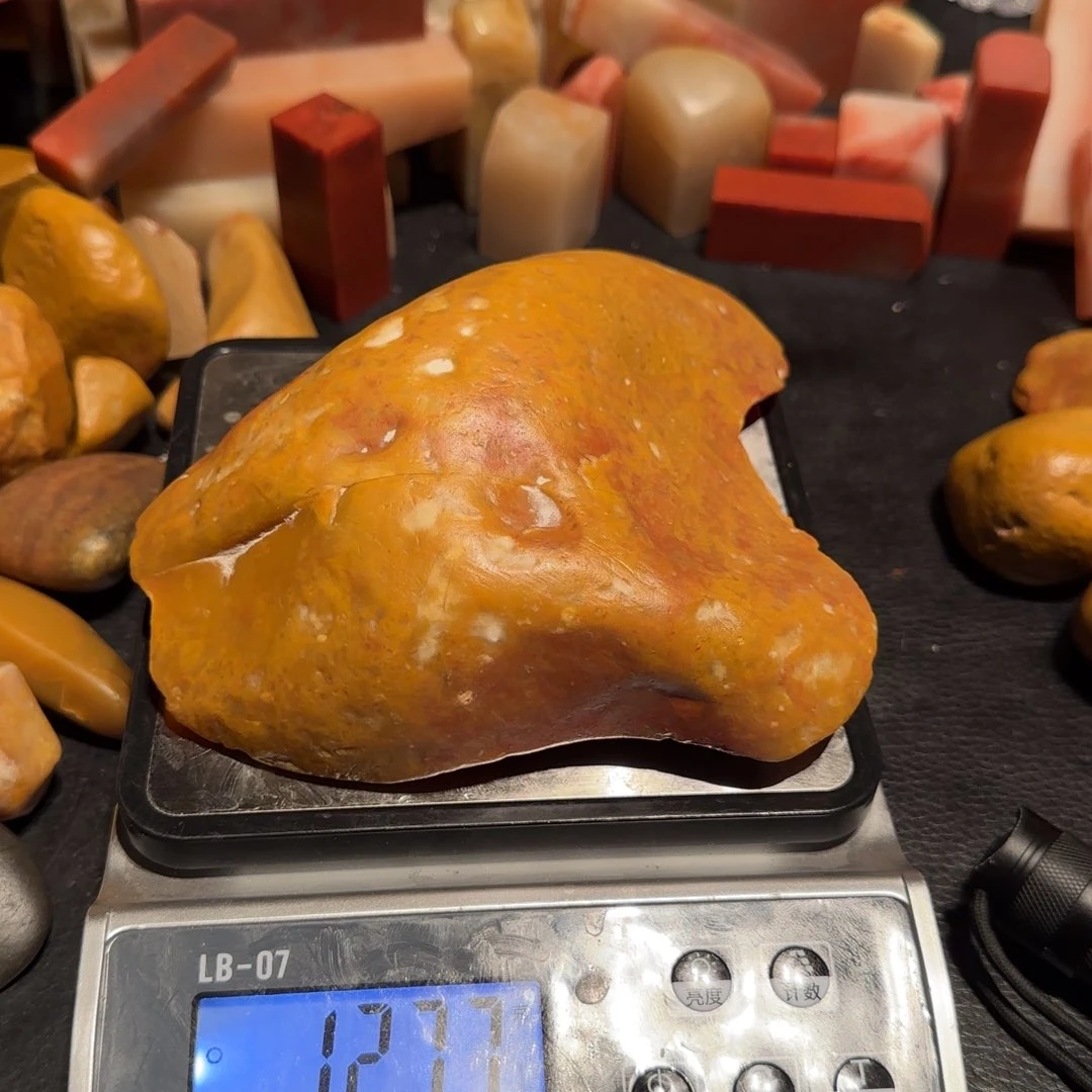 老挝石田黄原石，