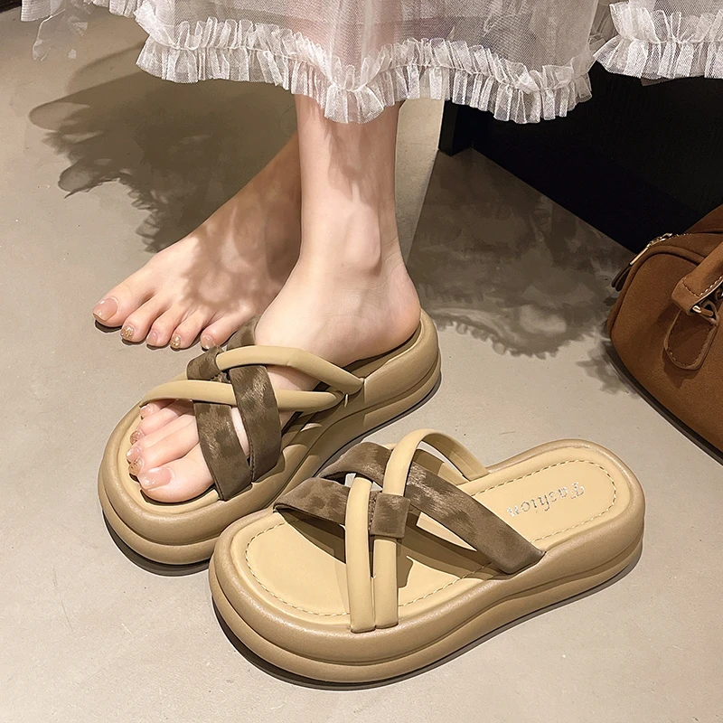 2025夏季新款复古编织拖鞋女外穿厚底踩屎感国风一字凉拖休闲爆款