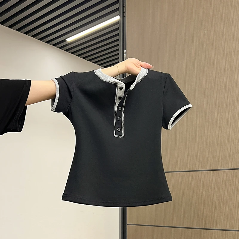 2025夏美式复古修身显瘦纽扣设计感正肩短袖上衣甜辣妹穿搭女T恤