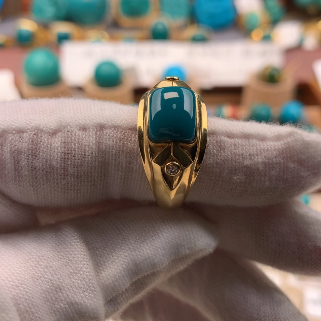 18K金镶嵌绿松石珠宝奇石