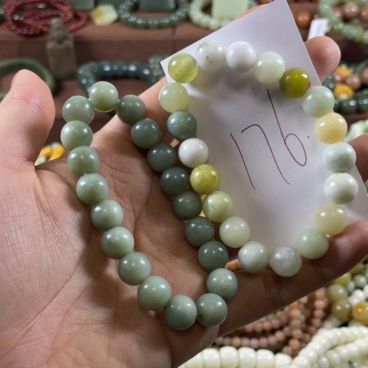 未镶嵌蛇纹石玉手链