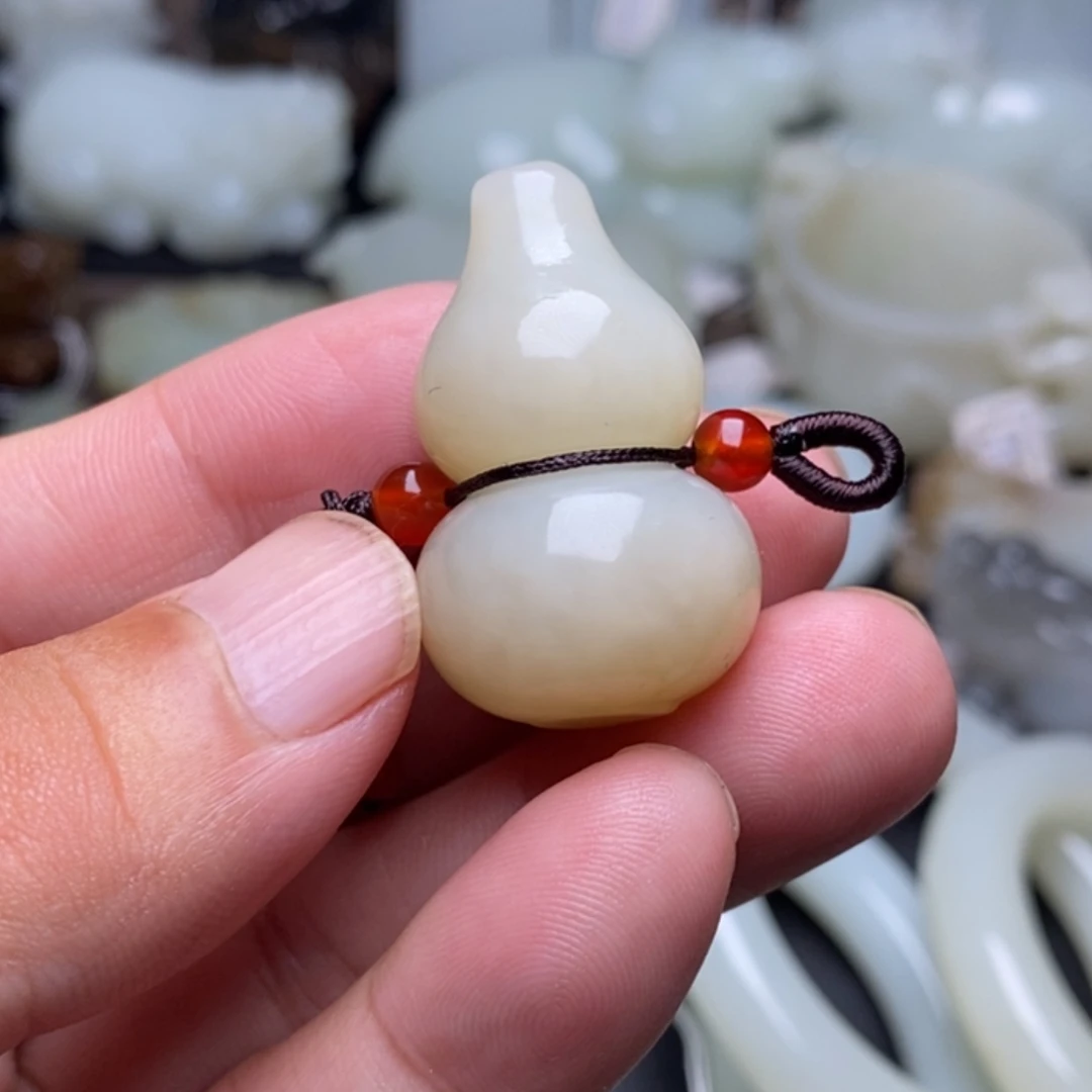 【闪购商品】颈饰未镶嵌和田玉