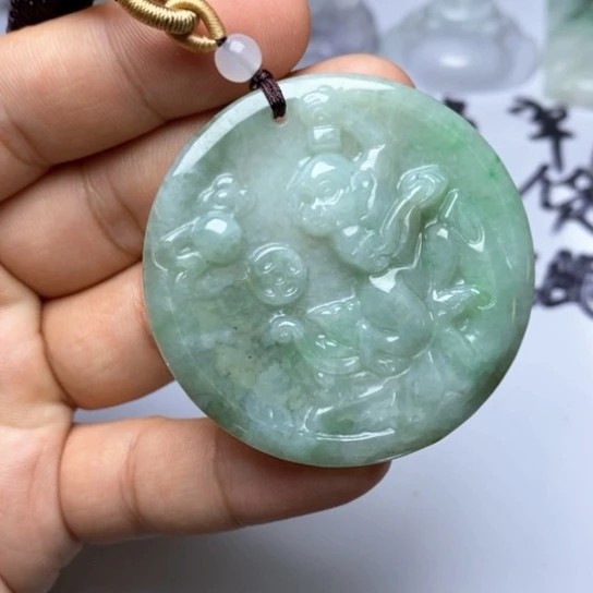 颈饰未镶嵌翡翠翡翠