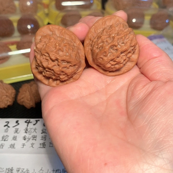 文玩核桃吊坠瓷娃娃天残脚