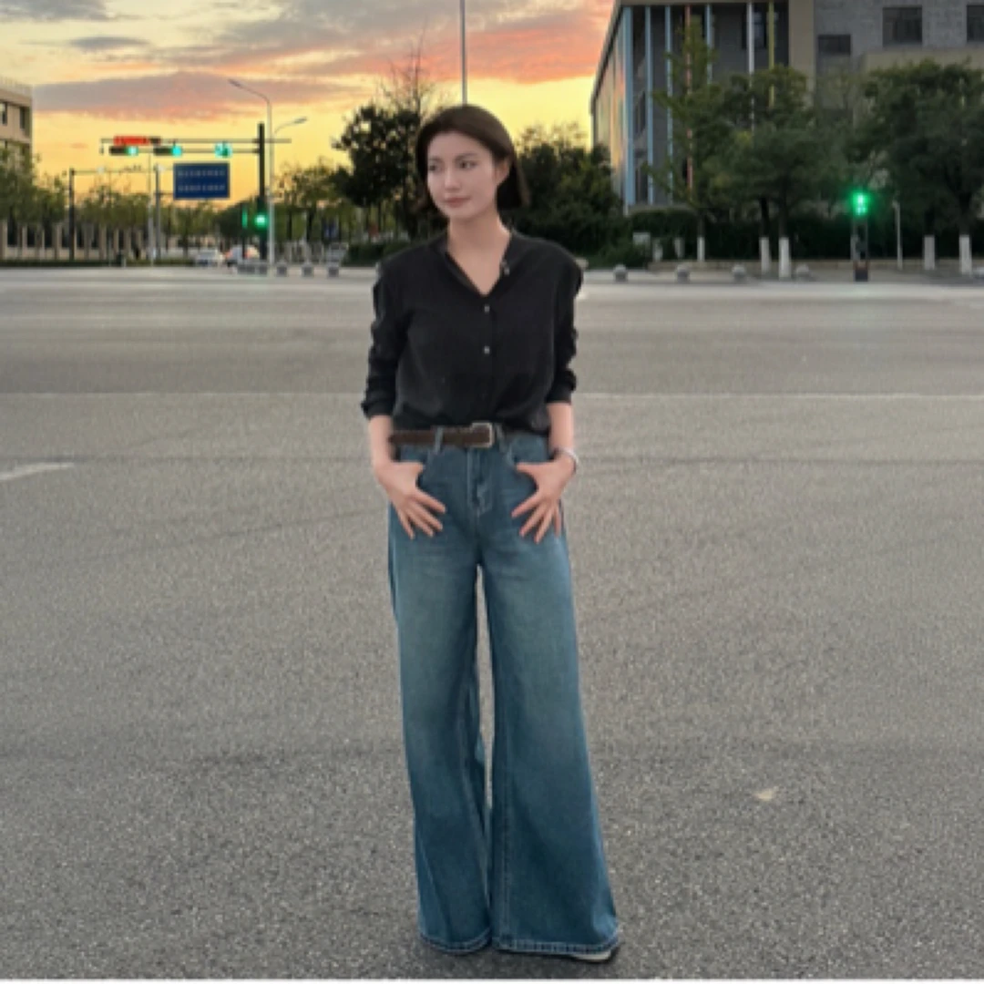 四面弹设计款腰带牛仔裤