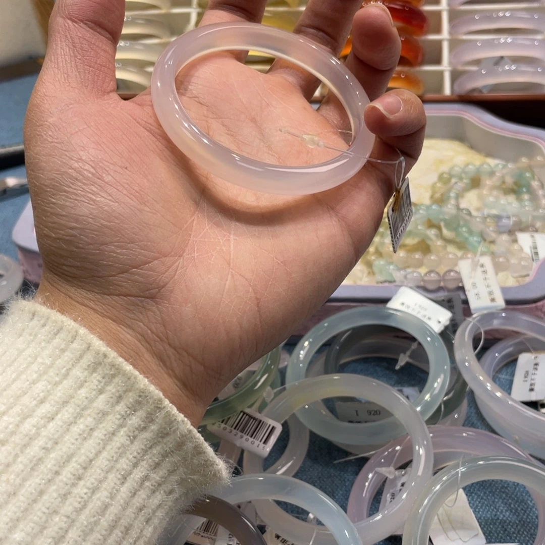 玛瑙/玉髓未镶嵌手镯