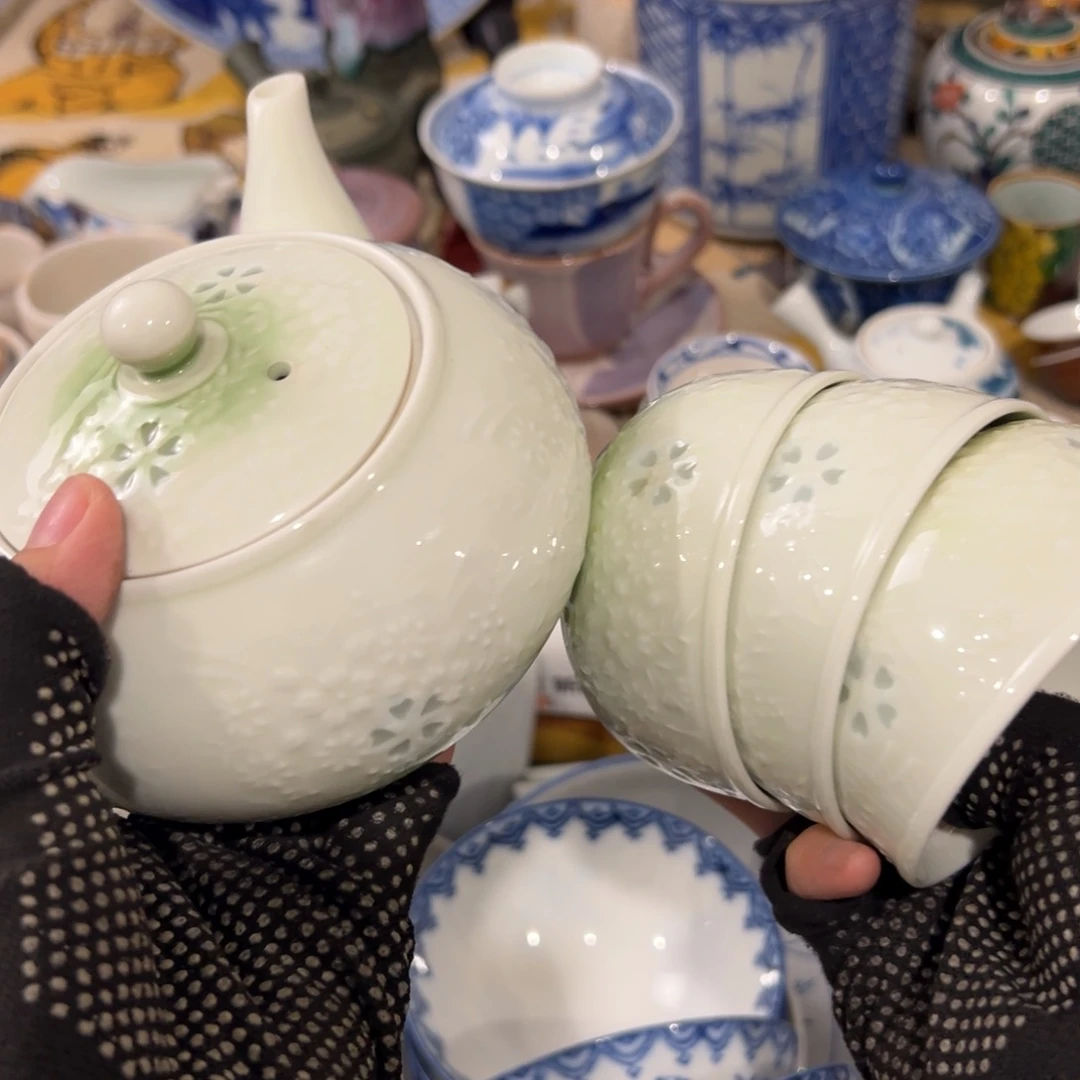 豆***啊感谢您致电贵阳中