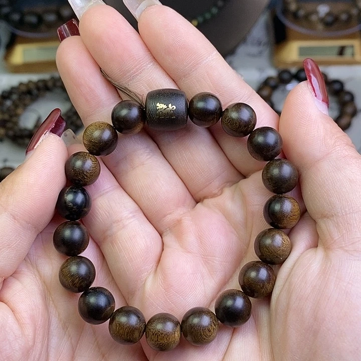 沉香手串<****司越南芽庄白棋楠瘤疤1.0圆珠