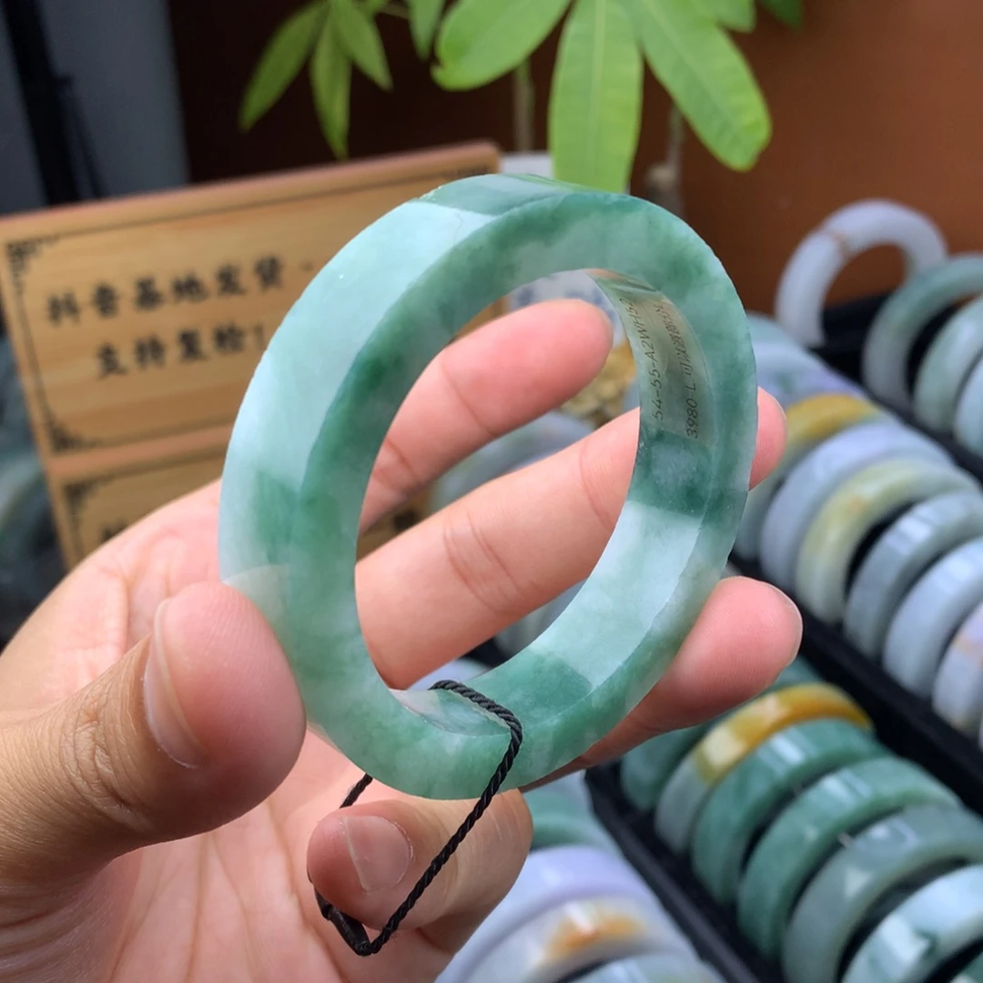 未镶嵌手镯定制翡翠定制手镯