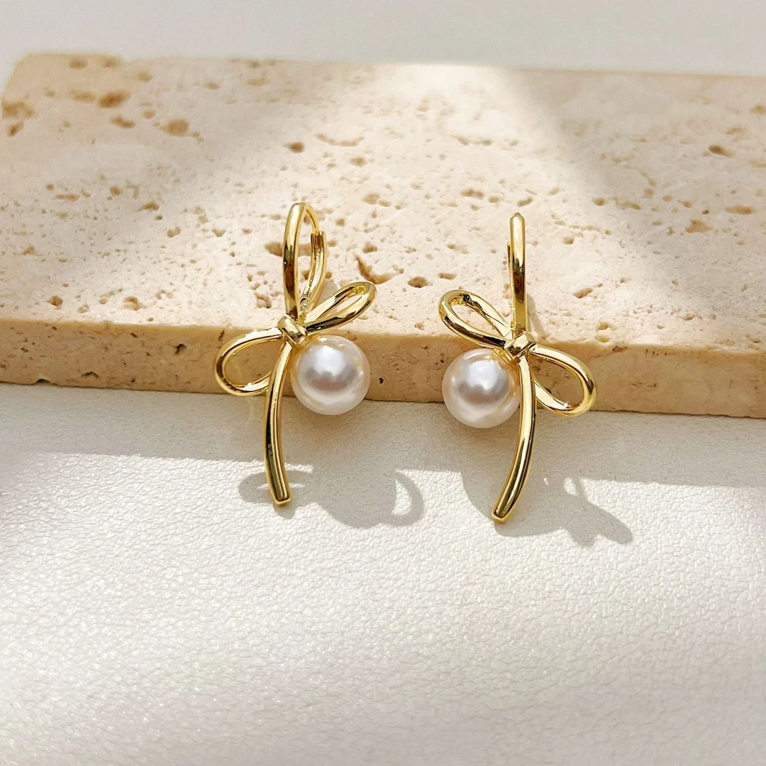 铜合金仿珍珠耳饰 轻奢时尚蝴蝶结珠珠耳环法式优雅精致百搭耳饰
