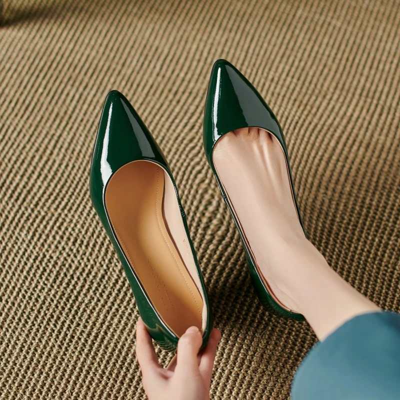 2025新款小香风坡跟鞋爆款坡跟单鞋女真皮尖头高跟鞋软底女鞋子