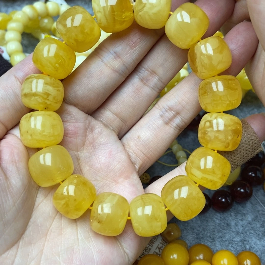 琥珀未镶嵌珠宝奇石17