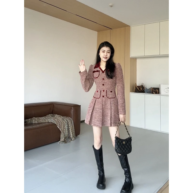 张阿星【勒斯酒庄】法式红色小香风V领新年显瘦连衣裙W424Q21211