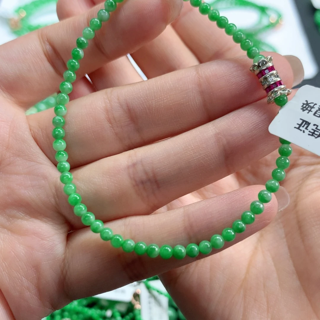 翡翠未镶嵌手链翡翠