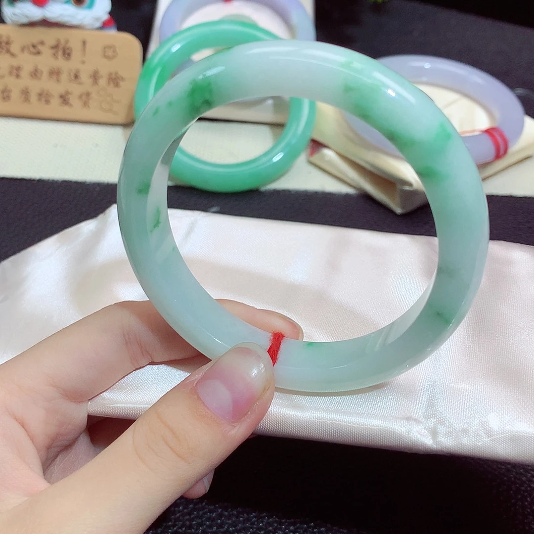 翡翠未镶嵌手镯1238