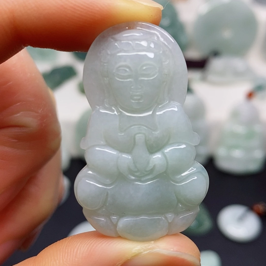 翡翠颈饰未镶嵌吊坠