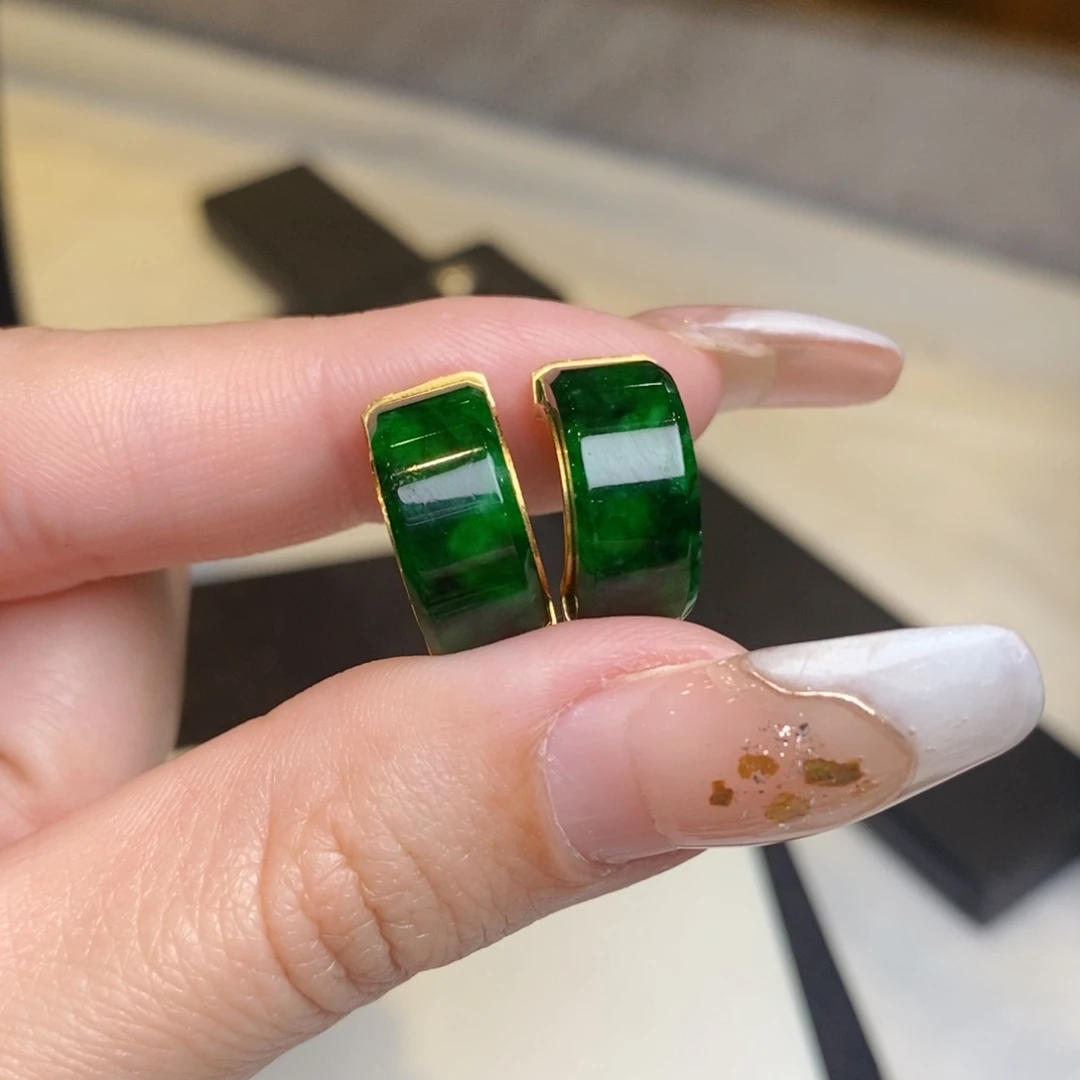 翡翠耳饰18K金镶嵌冰辣色圈圈