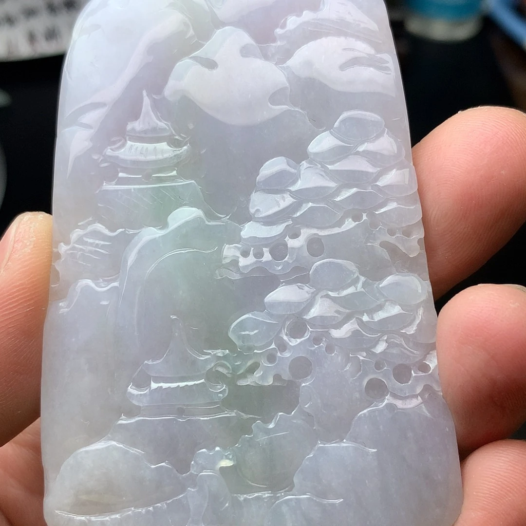 翡翠未镶嵌颈饰翡翠首饰和翡翠珠宝