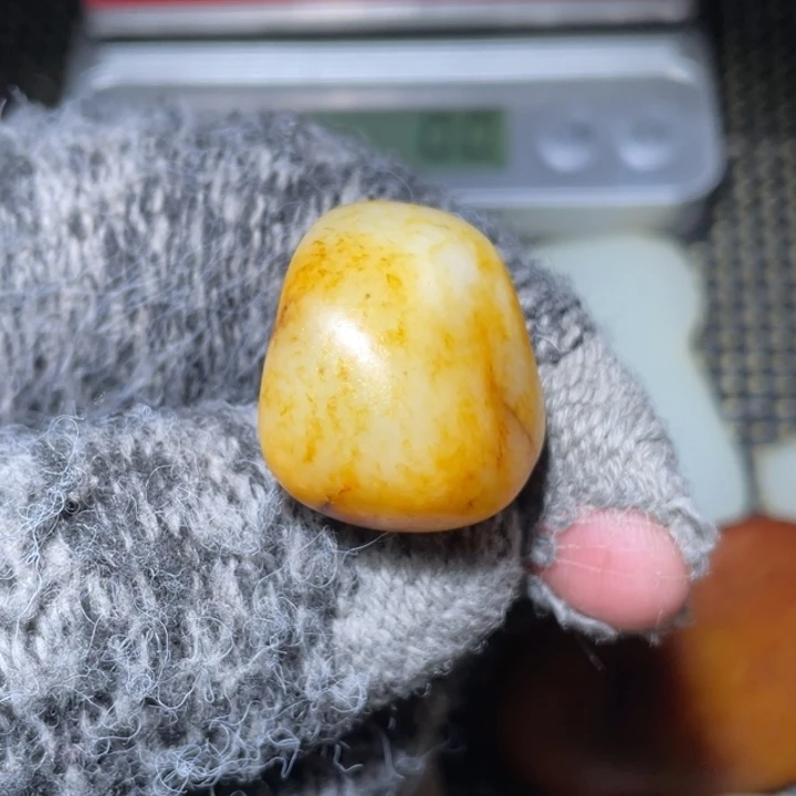 和田玉（糖玉）颈饰未镶嵌