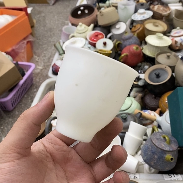 陶瓷艺术品及陶瓷壶壶