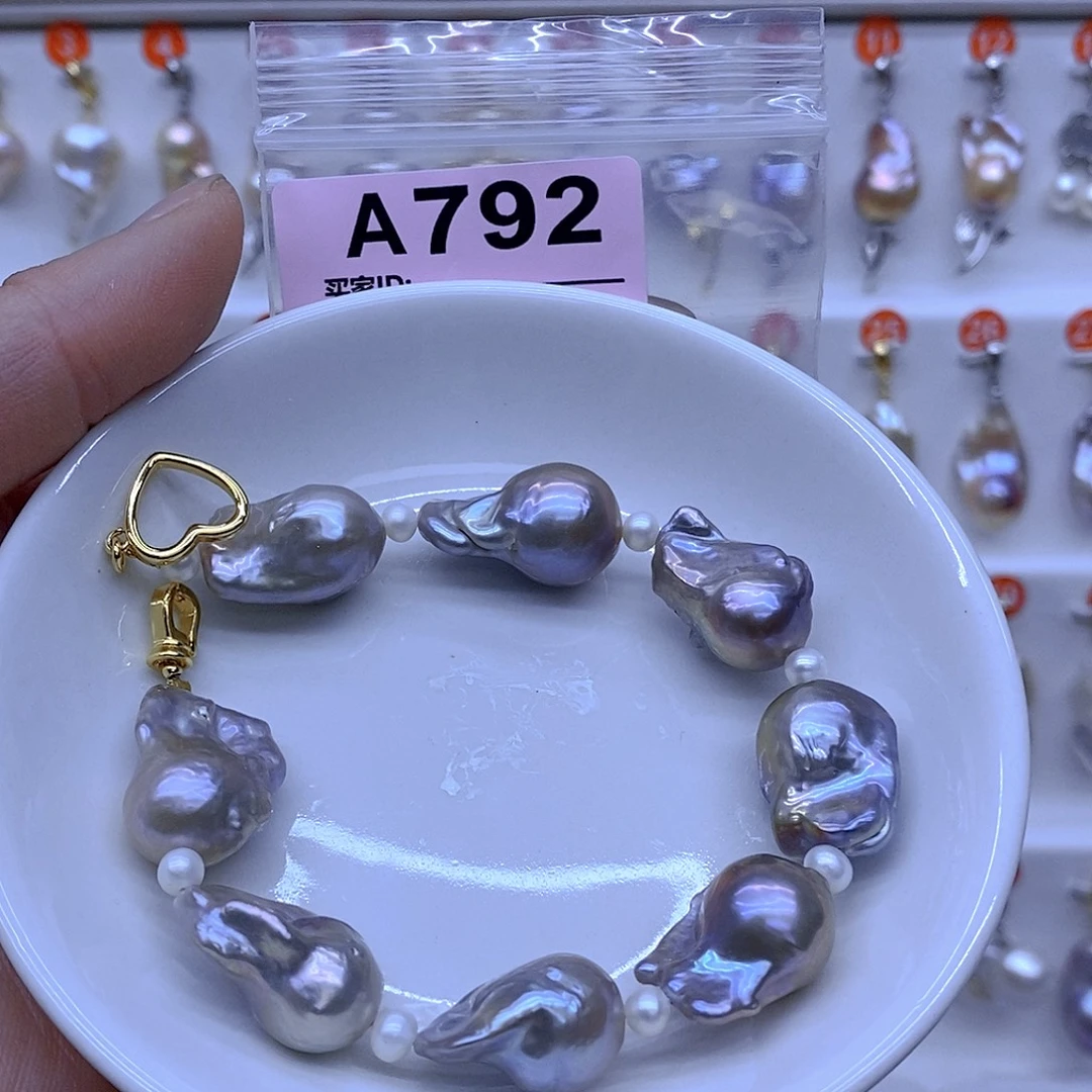 未镶嵌颈饰淡水珍珠