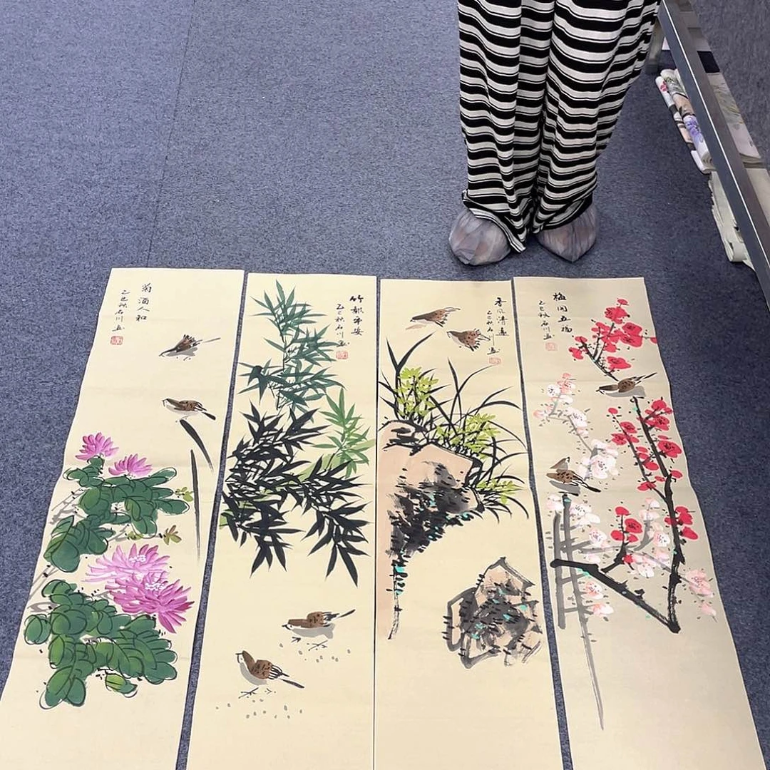 国画作品小姐姐放漏…