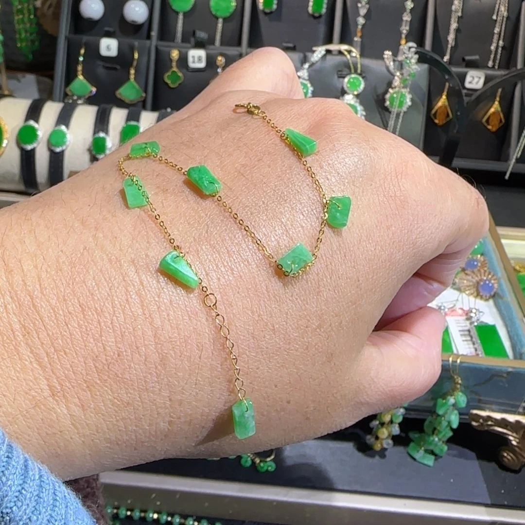 翡翠18K金镶嵌颈饰手链