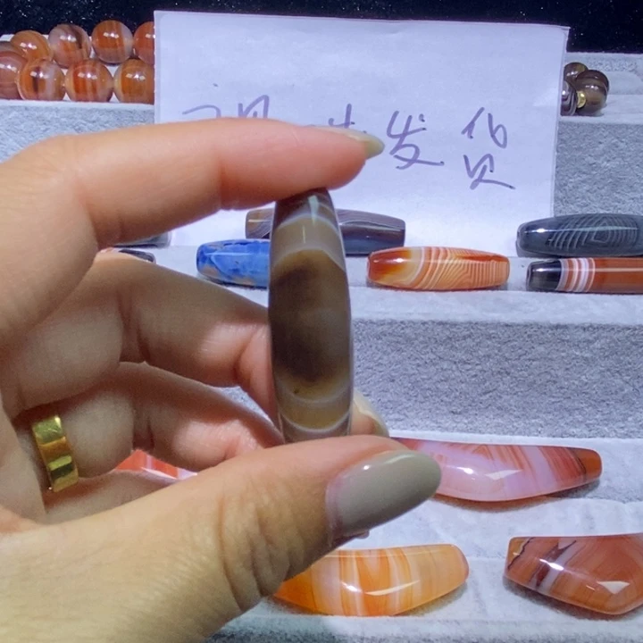 玛瑙/玉髓未镶嵌颈饰