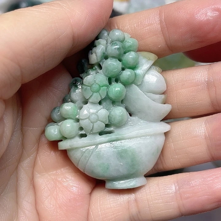 定制翡翠未镶嵌翡翠