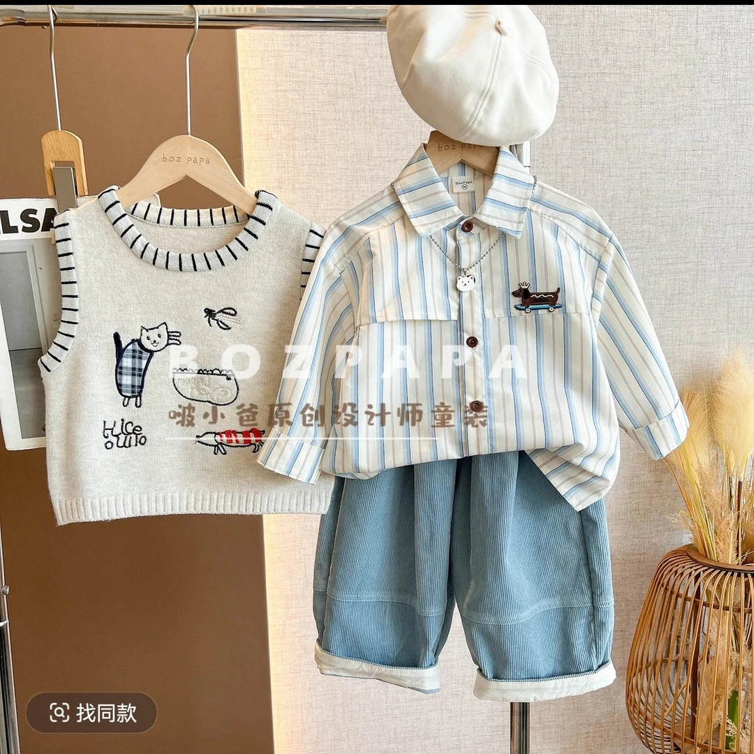 【白猫的轻语】2025秋季男童套装韩系简笔猫绣花针织马甲衬衫三件套