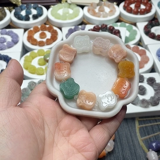 石英质玉（非洲翠）合金手串