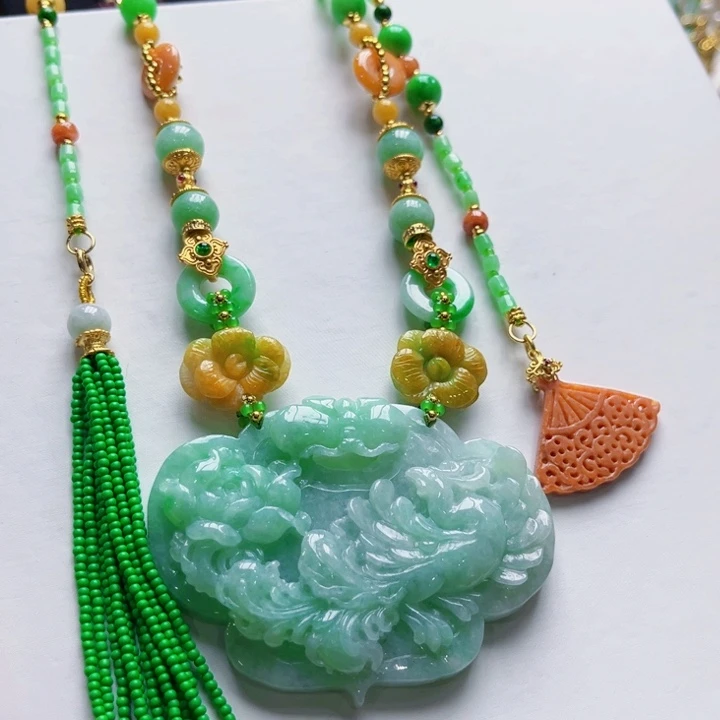 翡翠未镶嵌吊坠(赠链)凤穿牡丹