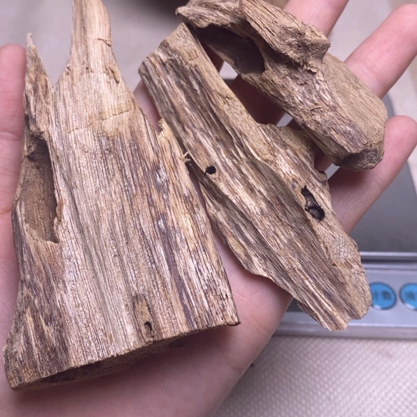 【闪购商品】香榧木海南10克