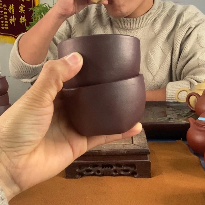 紫砂茶壶会*石红主人杯天圆地方微微瑕70左右的容量