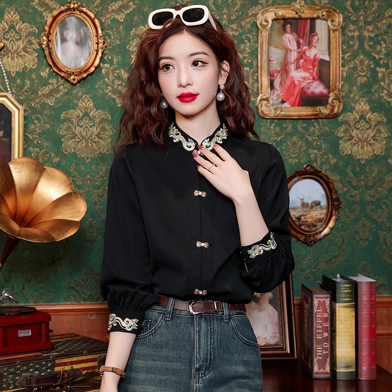 新中式盘扣汉服衬衫女装长袖春秋新款马面裙上衣国风立领刺绣衬衣