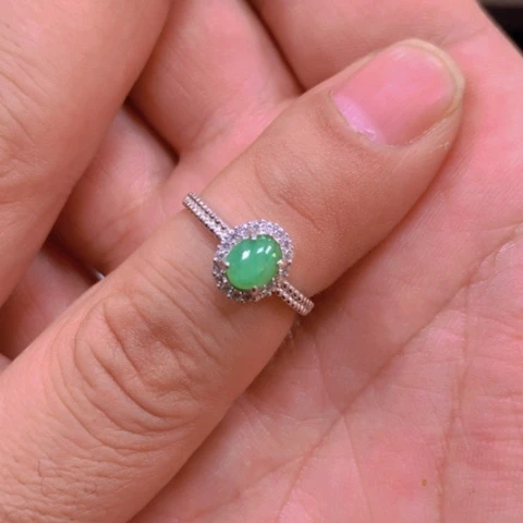 【闪购商品】翡翠颈饰未镶嵌甄*翡翠