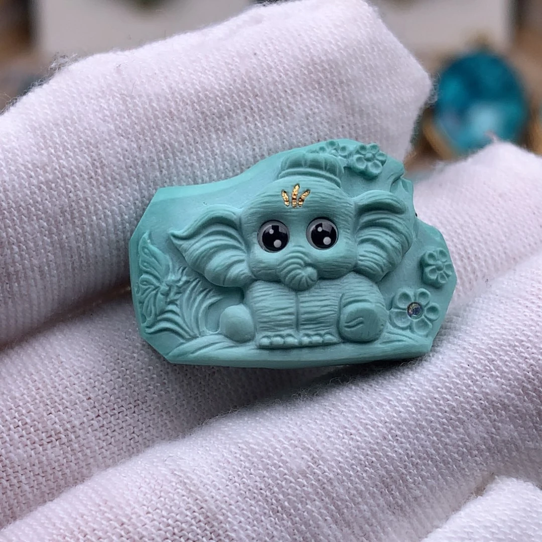 绿松石未镶嵌珠宝奇石