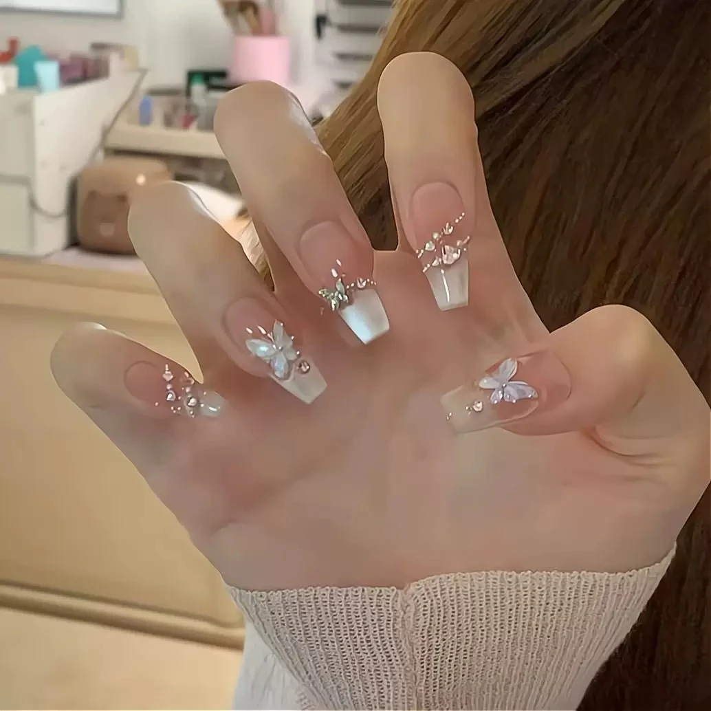 「舞蝶梦境」纯手工穿戴甲ins冰透纯欲立体钻石蝴蝶猫眼显白美甲