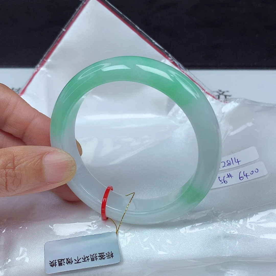 翡翠手镯未镶嵌56圈2814